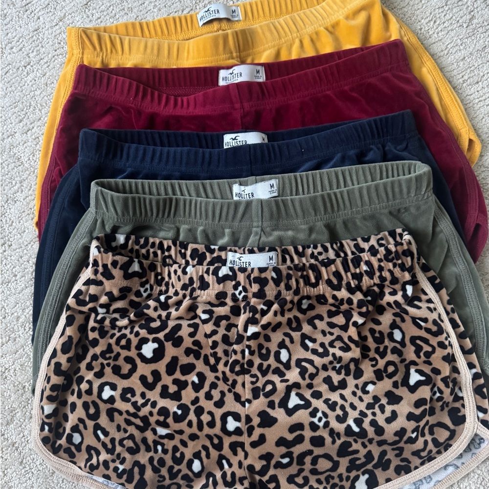 Hollister Women’s Short Set of 5 Pairs of Shorts